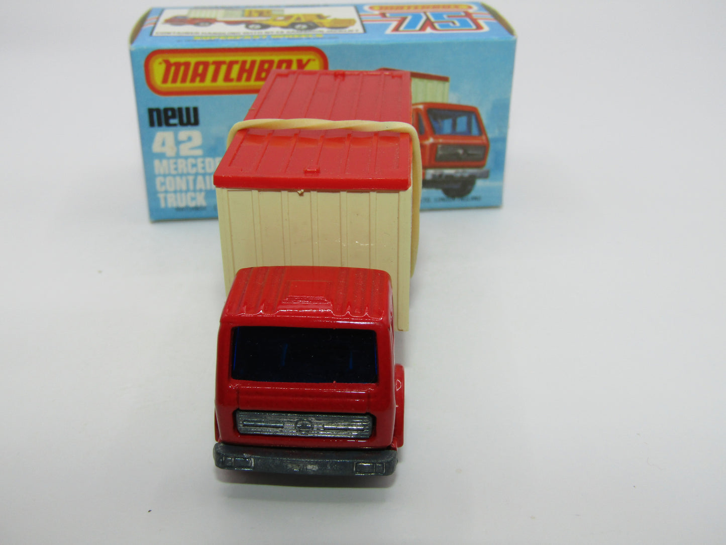 Matchbox Superfast No 42C Mercedes Container Truck Confern German Issue