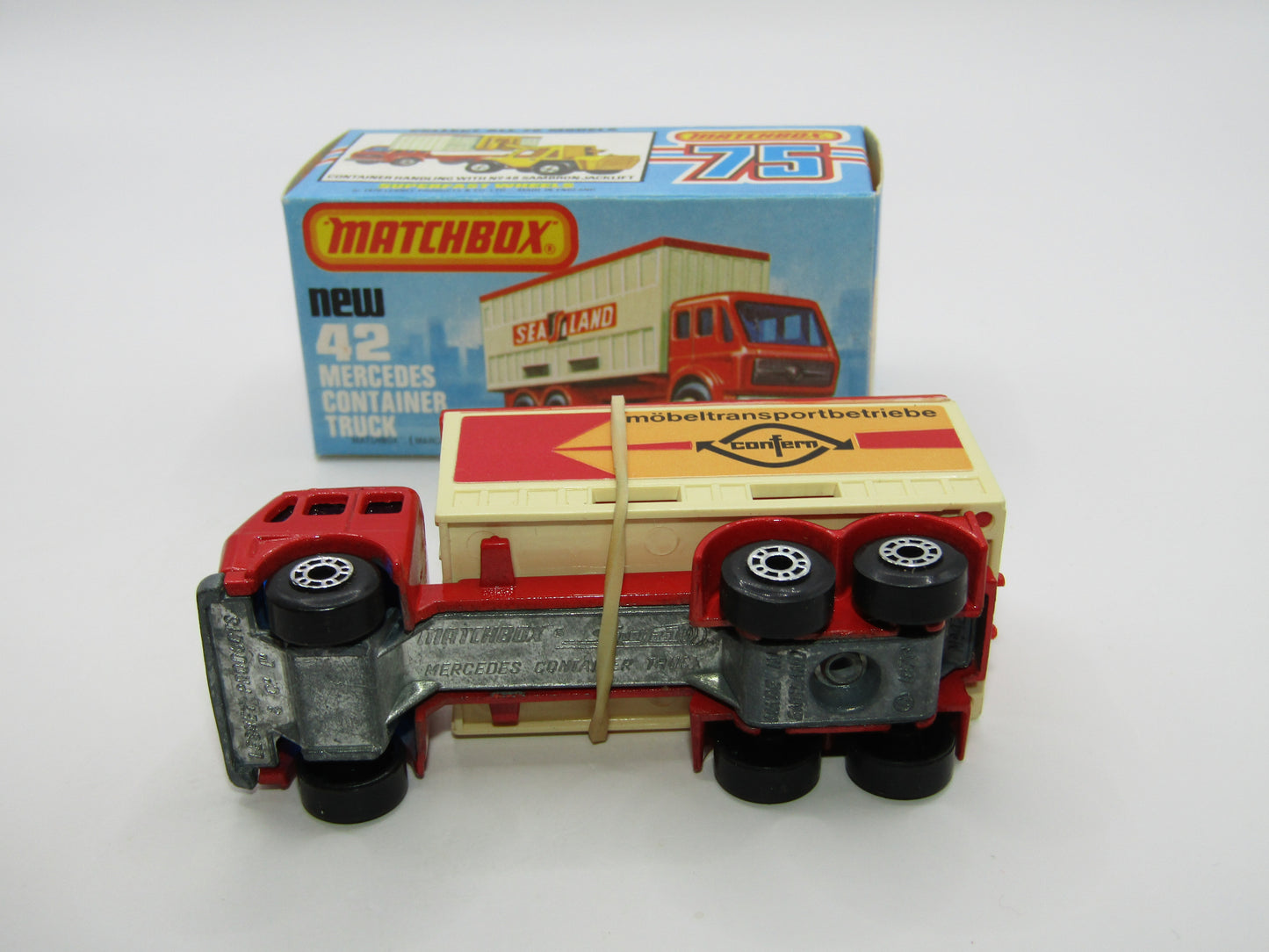 Matchbox Superfast No 42C Mercedes Container Truck Confern German Issue