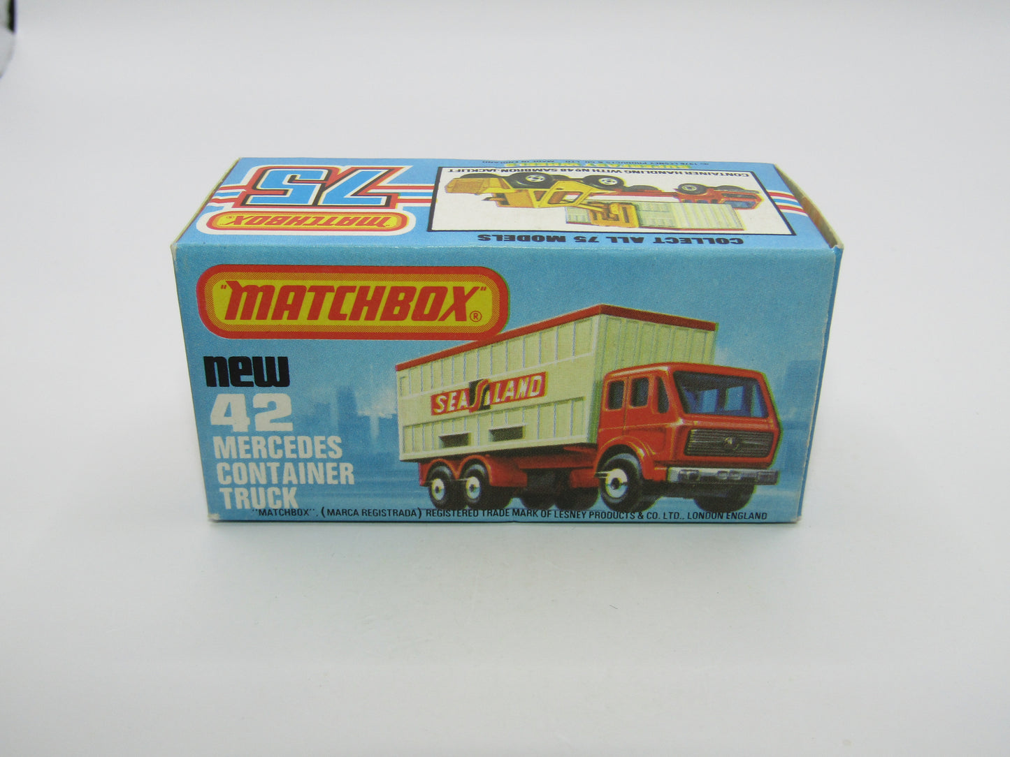 Matchbox Superfast 42C Mercedes Truck Green PURPLE Windows Orange Roof