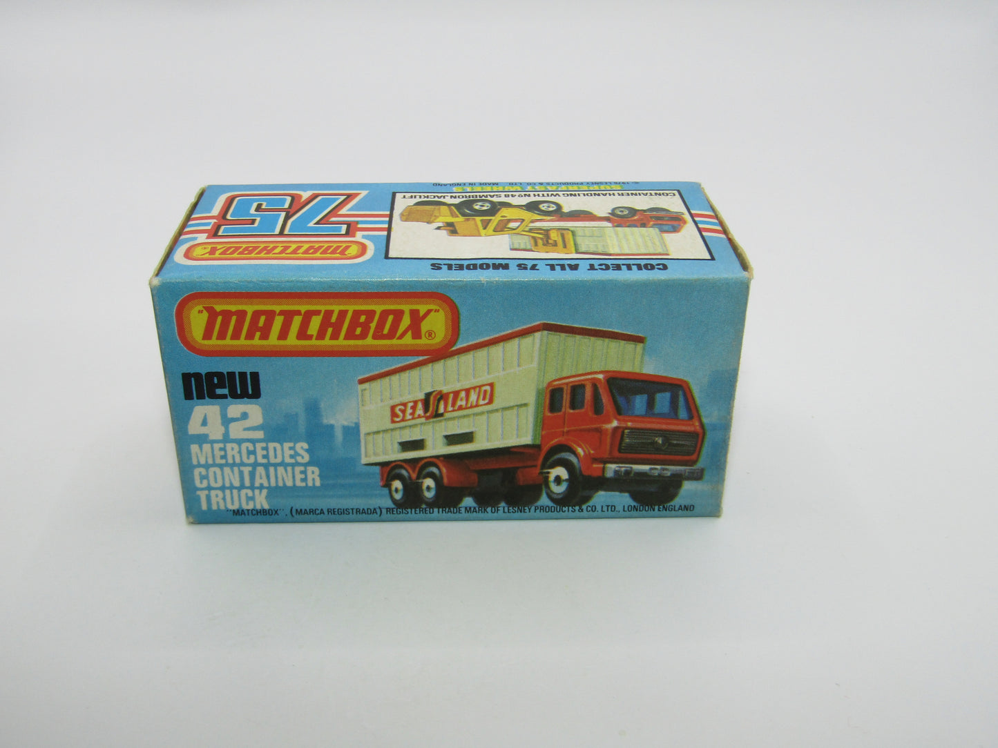 Matchbox Superfast 42C Mercedes Truck Green PURPLE Windows Yellow Roof
