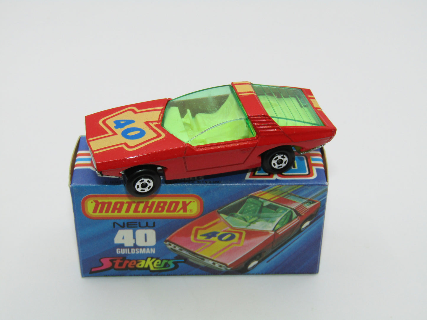 Matchbox Superfast 40A Vauxhall Guildsman Red 40 Tampo GREEN Windows