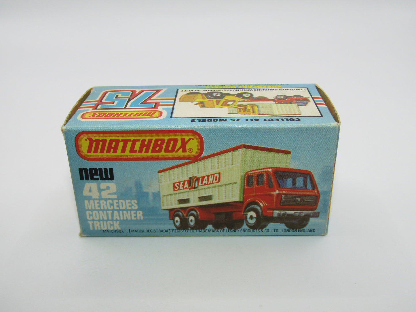 Matchbox Superfast 42C Mercedes Container Truck MATCHBOX to the LEFT