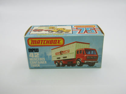 Matchbox Superfast 42C Mercedes Container Truck MATCHBOX to the LEFT