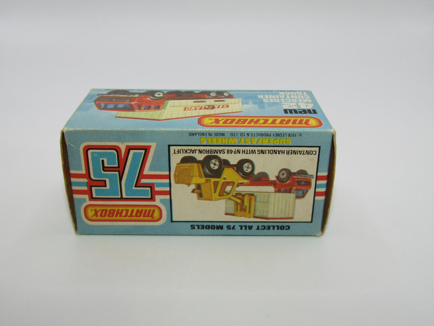 Matchbox Superfast 42C Mercedes Container Truck MATCHBOX to the LEFT