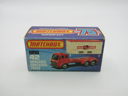Matchbox Superfast 42C Mercedes Container Truck LIGHT RED Plastic Grey Container