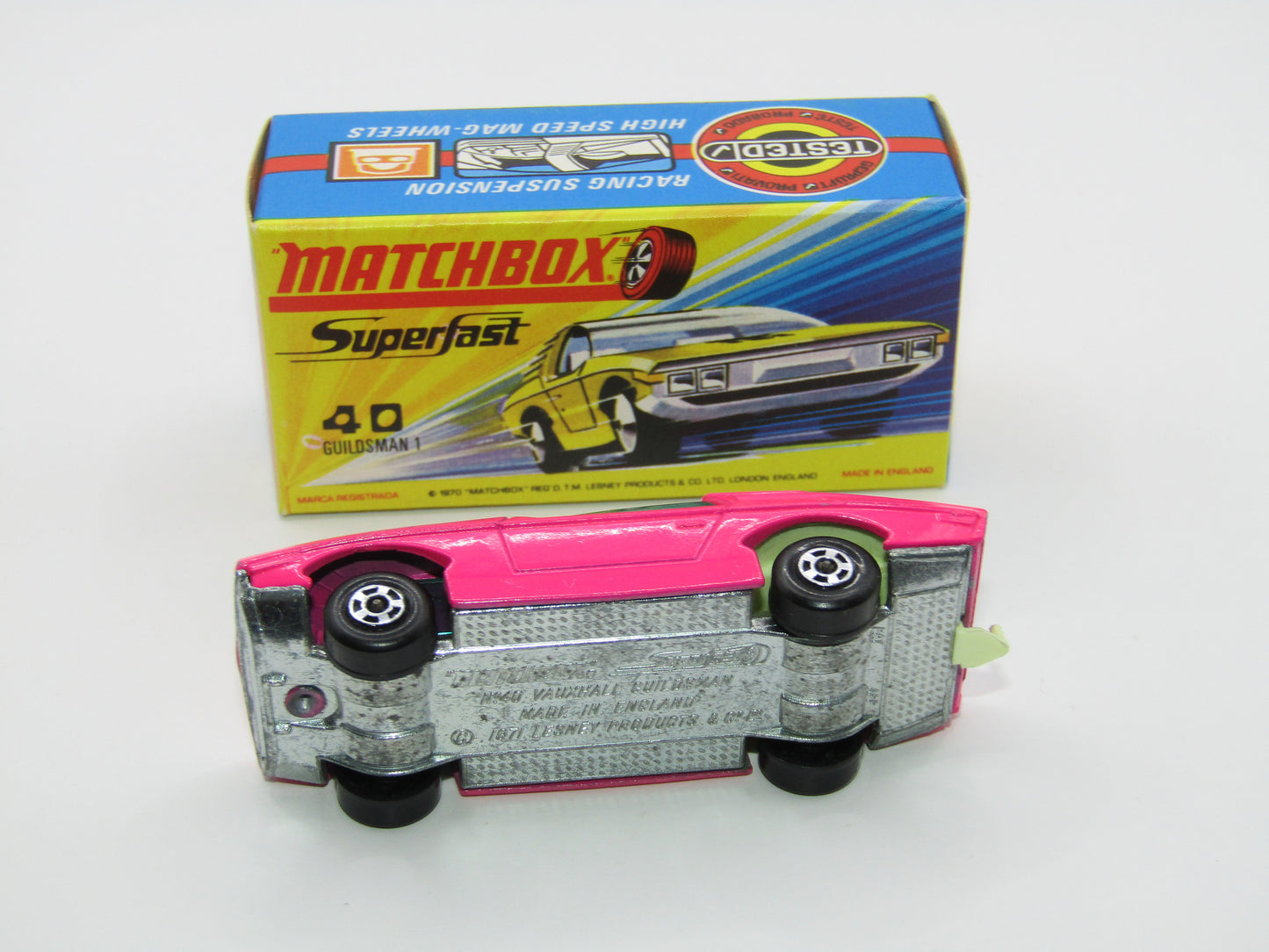 Matchbox Superfast 40A Vauxhall Guildsman LIGHT Pink Black Star Black Background