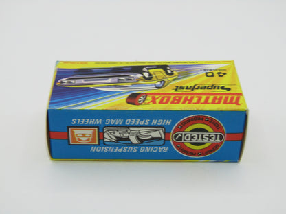 Matchbox Superfast 40A Vauxhall Guildsman LIGHT Pink Black Star Black Background