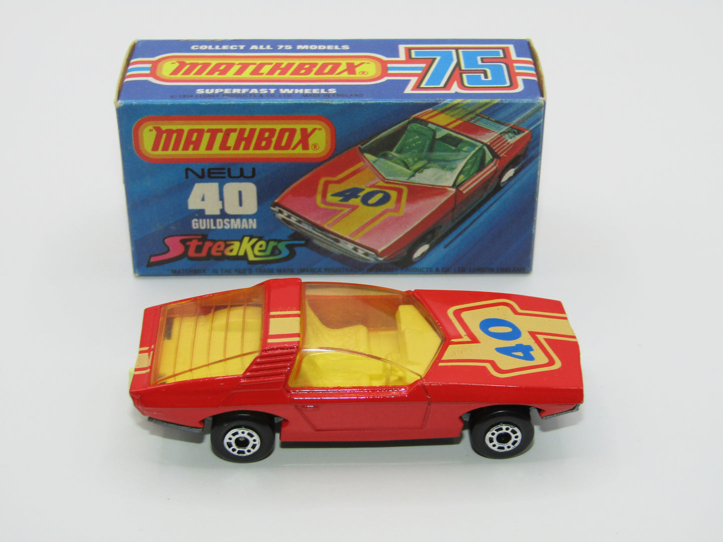 Matchbox Superfast 40A Vauxhall Guildsman DOT DASH Wheels Unpainted Base