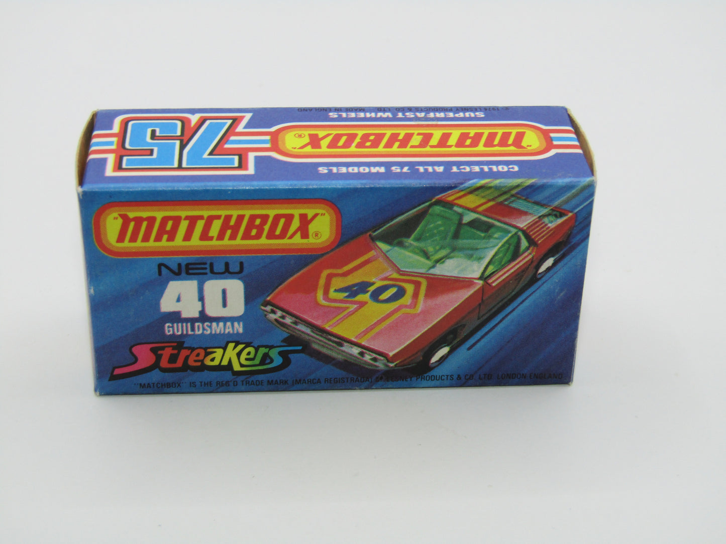 Matchbox Superfast 40A Vauxhall Guildsman DOT DASH Wheels SILVER BASE