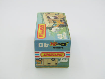 Matchbox Superfast 40B Horse Box Metallic Green SILVER BASE & WHITE Door