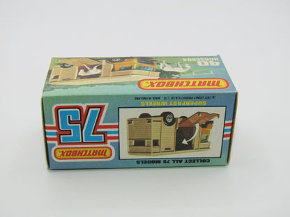 Matchbox Superfast 40B Horse Box Metallic Green SILVER BASE & WHITE Door