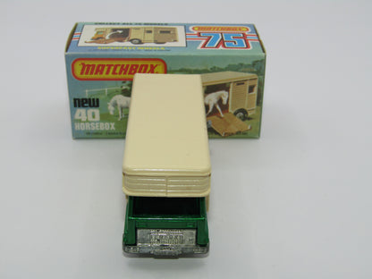 Matchbox Superfast 40B Horse Box Metallic Green GREY DOOR Unpainted Base