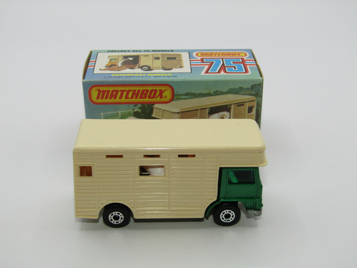 Matchbox Superfast 40B Horse Box Metallic Green GREY DOOR Unpainted Base