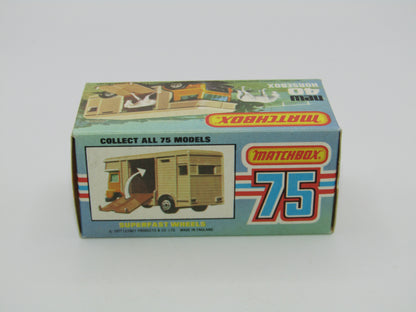 Matchbox Superfast 40B Horse Box Metallic Green GREY DOOR Unpainted Base