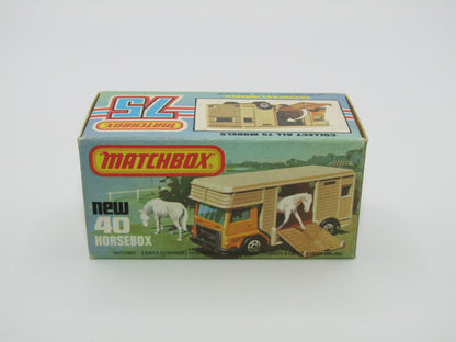 Matchbox Superfast 40B Horse Box YELLOW, Gloss Black Base BROWN DOOR