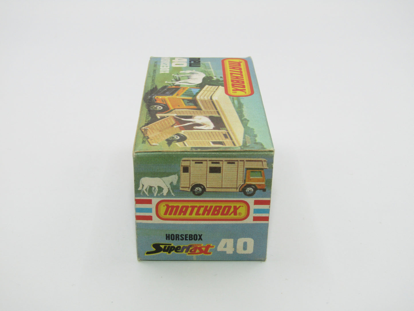 Matchbox Superfast 40B Horse Box YELLOW, Gloss Black Base BROWN DOOR