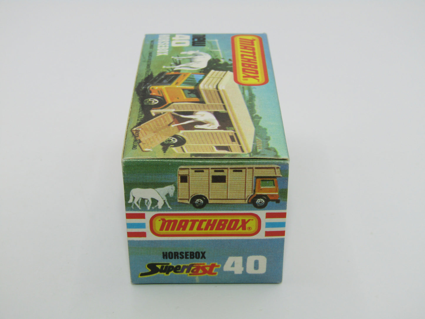 Matchbox Superfast 40B Horse Box Orange GREEN Door Black Base