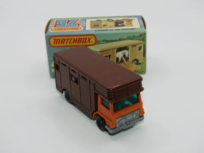 Matchbox Superfast 40B Horse Box Green, BLACK Hubs, Green Door Unp Base