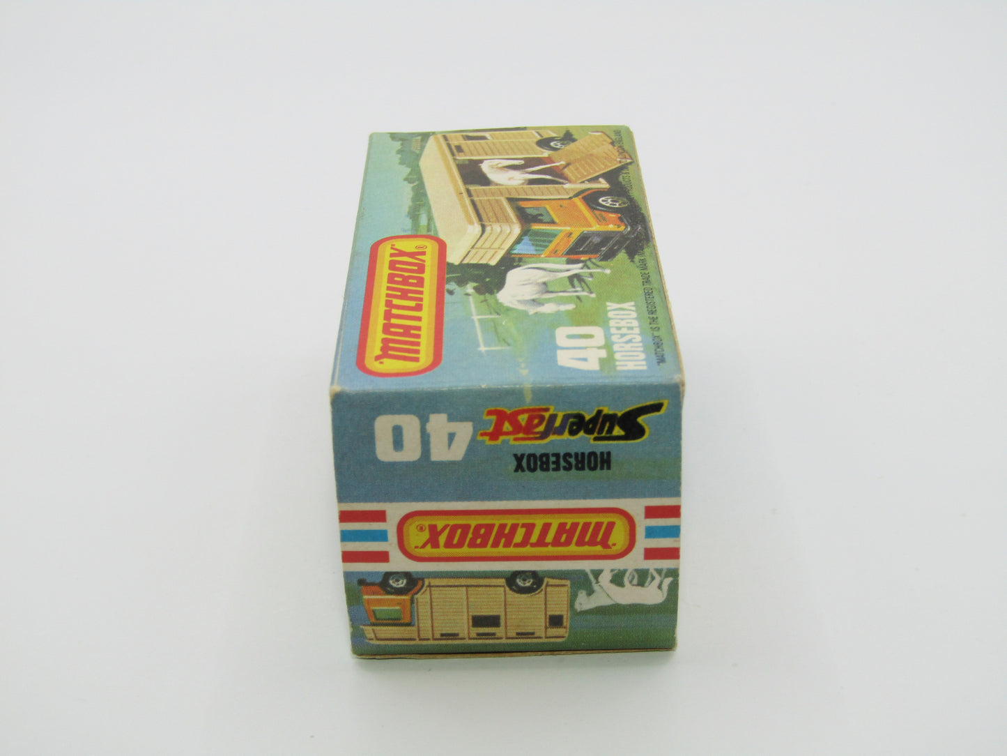 Matchbox Superfast 40B Horse Box Green, BLACK Hubs, Green Door Unp Base