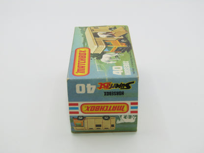 Matchbox Superfast 40B Horse Box Green, BLACK Hubs, Green Door Unp Base
