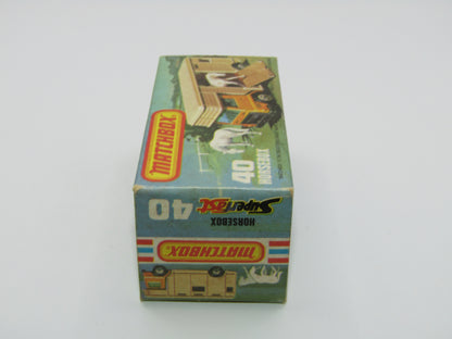 Matchbox Superfast 40B Horse Box Orange YELLOW Box Lt Green Windows