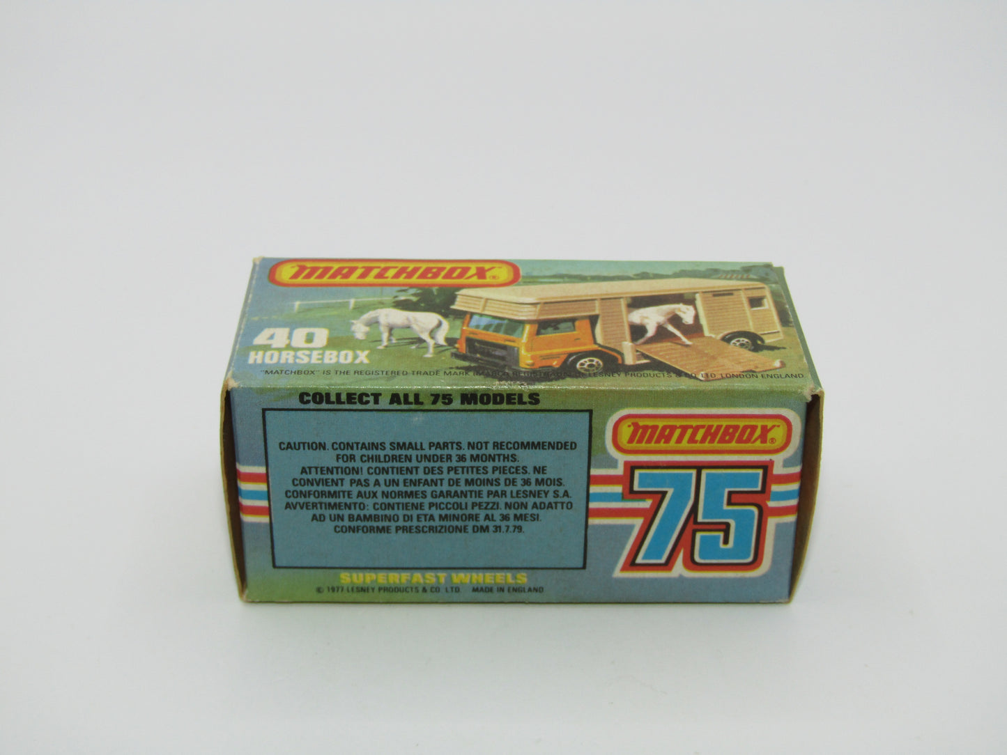 Matchbox Superfast 40B Horse Box Orange YELLOW Box Lt Green Windows