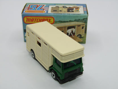Matchbox Superfast 40B Horse Box Green GREY BASE Brown Door