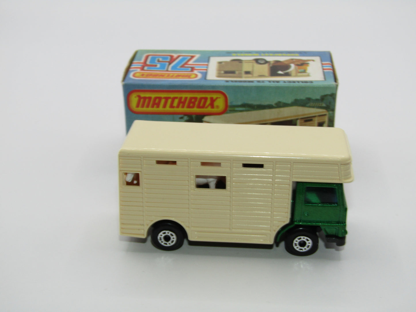 Matchbox Superfast 40B Horse Box Green GREY BASE Brown Door