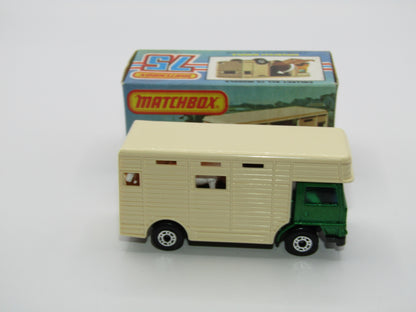 Matchbox Superfast 40B Horse Box Green GREY BASE Brown Door