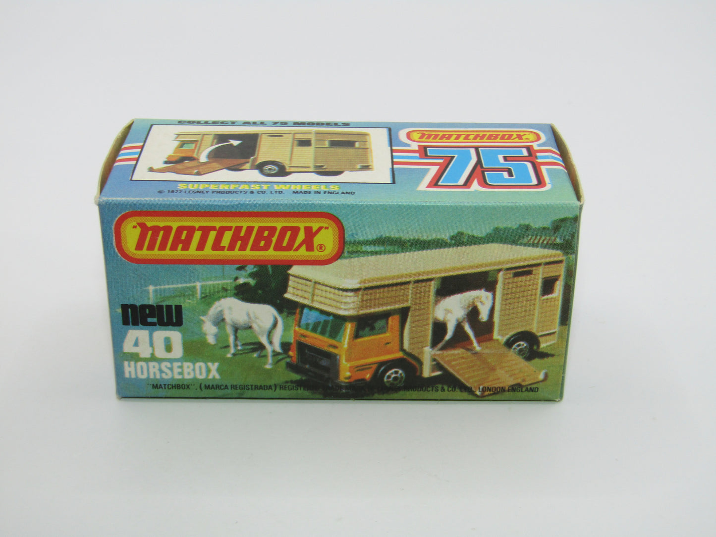 Matchbox Superfast 40B Horse Box Orange 5 ARCH Wheels