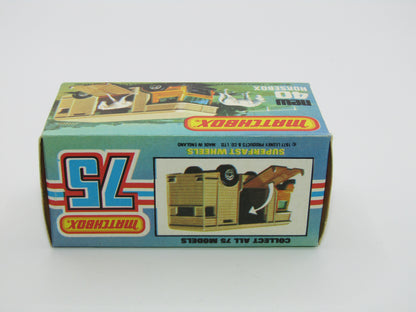 Matchbox Superfast 40B Horse Box Orange 5 ARCH Wheels