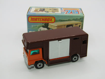 Matchbox Superfast 40B Horse Box Orange UNPAINTED Base White door