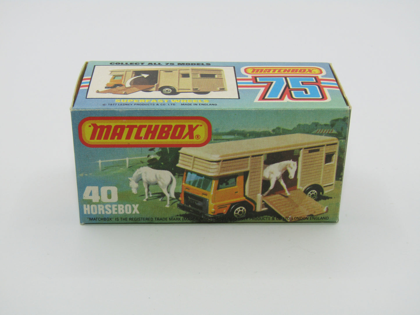 Matchbox Superfast 40B Horse Box Orange UNPAINTED Base White door