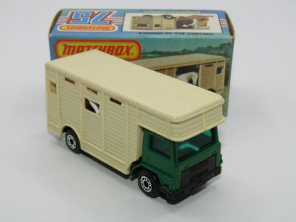 Matchbox Superfast 40B Horse Box Metallic Green GLOSS BLACK Base