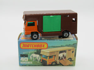 Matchbox Superfast 40B Horse Box Orange UNPAINTED Base GREEN Door
