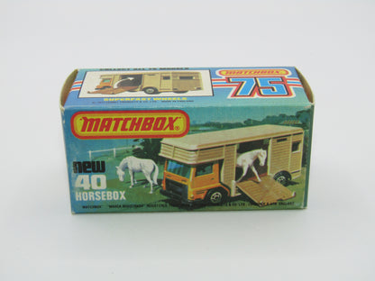 Matchbox Superfast 40B Horse Box Orange UNPAINTED Base GREEN Door