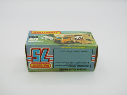 Matchbox Superfast 40B Horse Box Yellow White Door Black Base