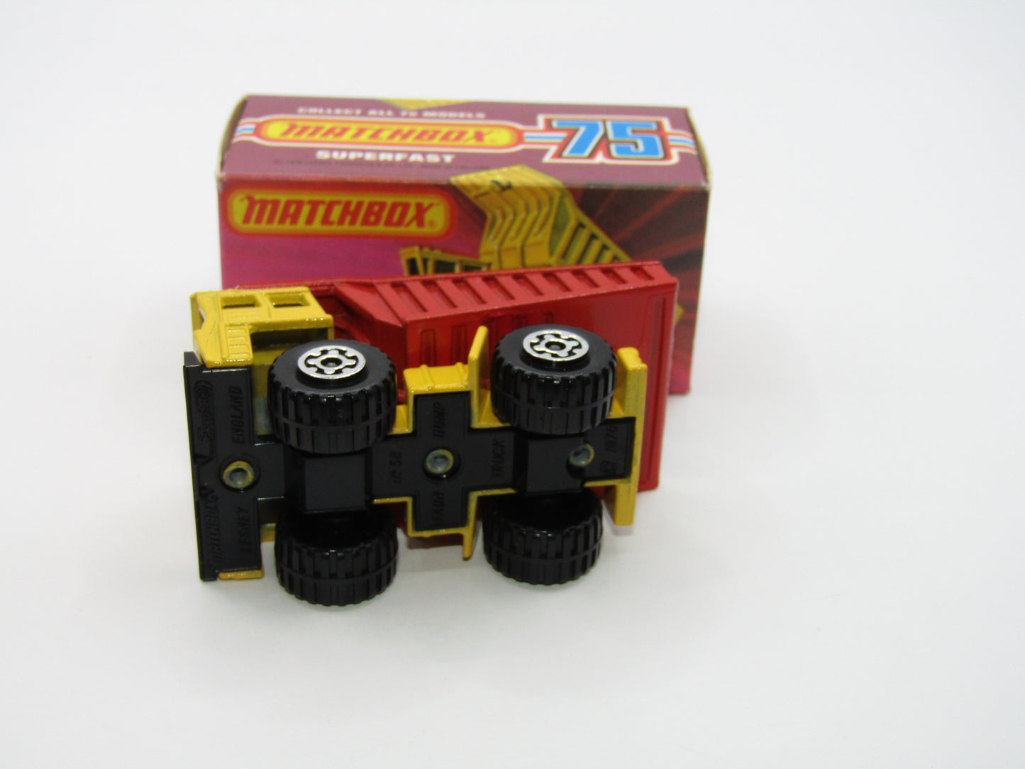 Matchbox Superfast 58C Faun Dump Truck RED Dumper ENGLAND Base