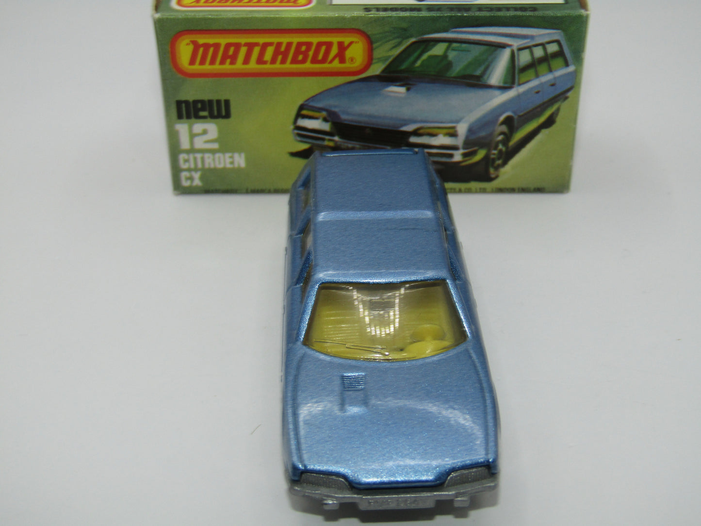 Matchbox Superfast 12C Citroen CX YELLOW Interior