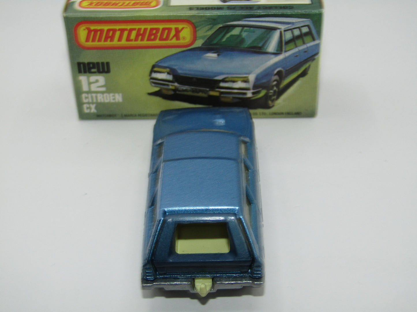 Matchbox Superfast 12C Citroen CX CREAM Interior