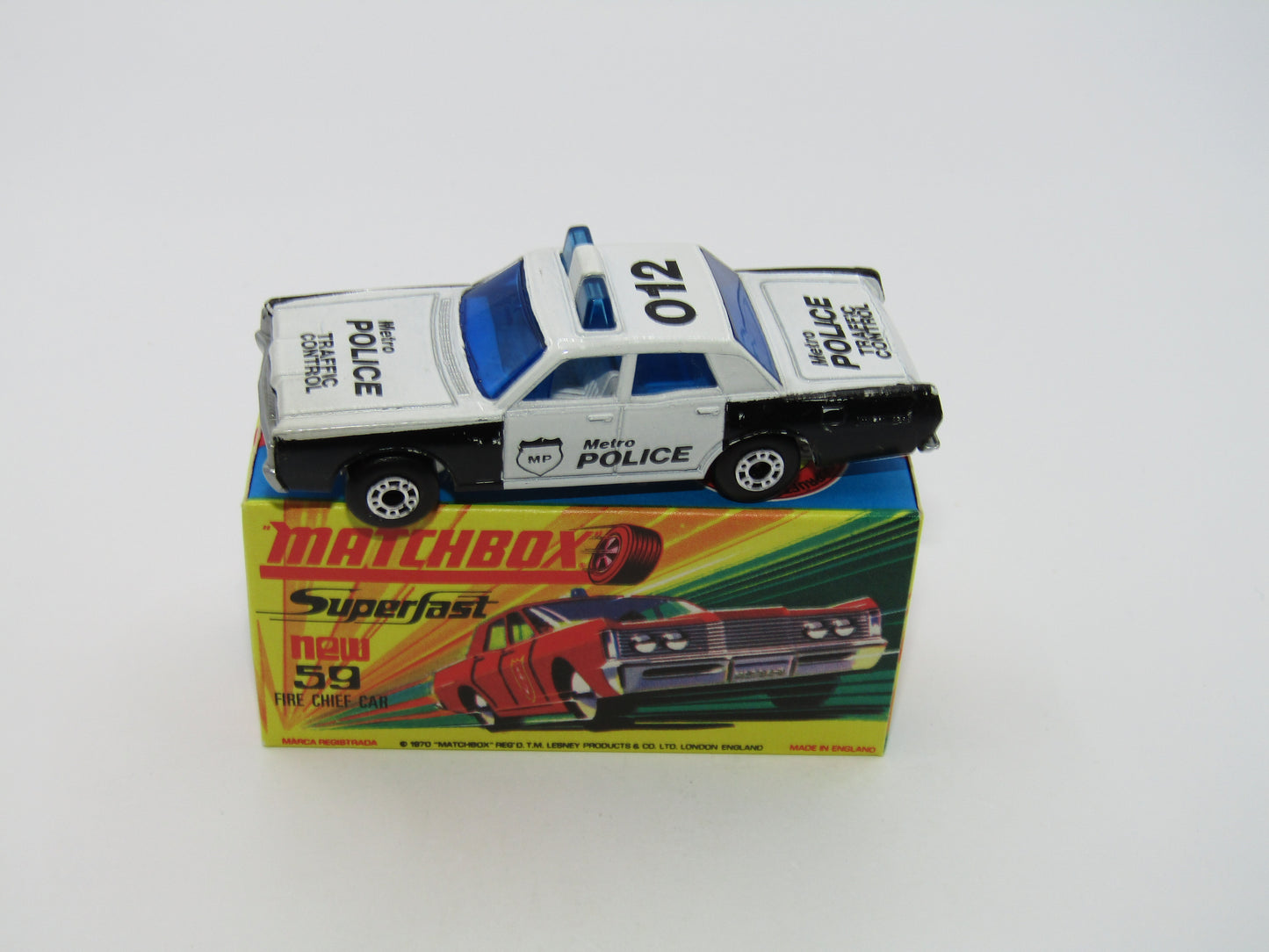 Matchbox Superfast 59B Mercury Police Car Metro Police DK Blue Windows Silver Base