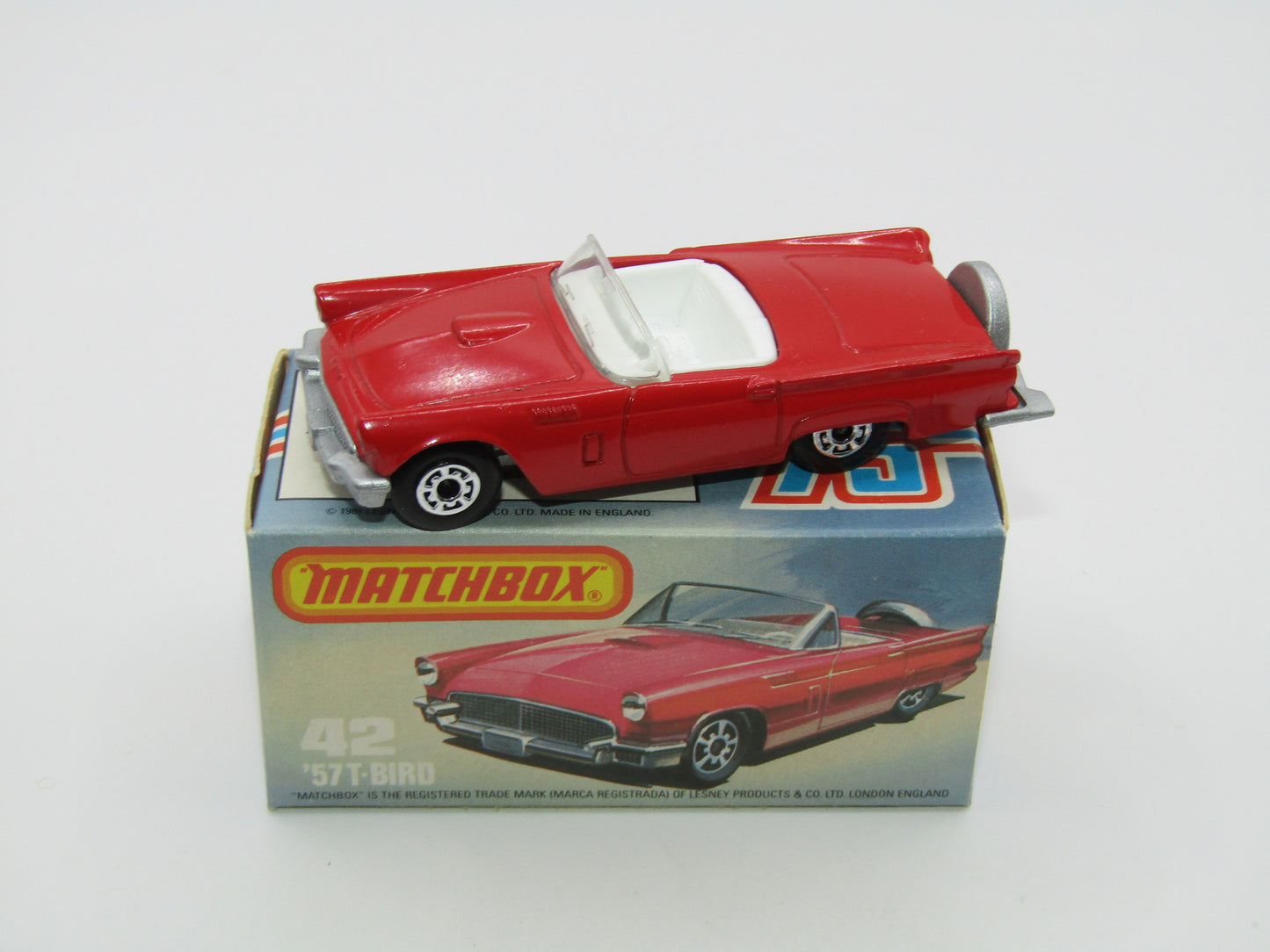 Matchbox Superfast 42D Ford Thunderbird Clear Windows, Silver Base