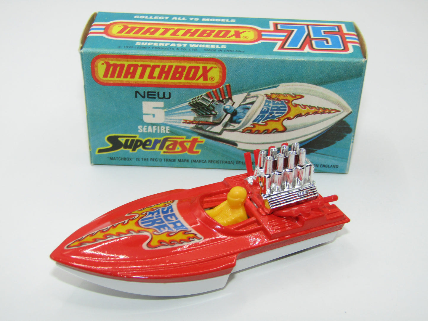 Matchbox Superfast 5B Seafire Boat Red, Yellow Driver