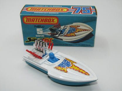Matchbox Superfast 5B Seafire Boat White, Blue Driver TURQUOISE Base