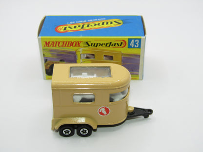 Matchbox Superfast 43A Pony Trailer Centre Cut Wheels Pony Label GREY Base