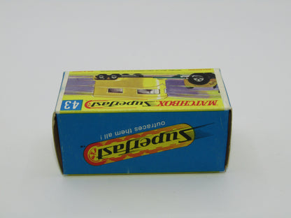 Matchbox Superfast 43A Pony Trailer Centre Cut Wheels Pony Label GREY Base
