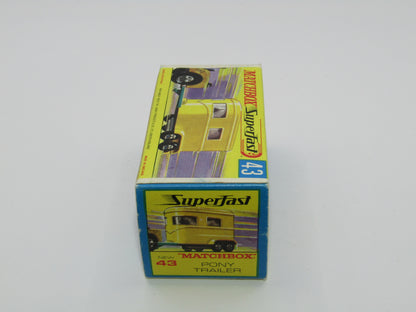 Matchbox Superfast 43A Pony Trailer Centre Cut Wheels Pony Label GREY Base