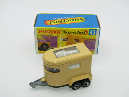 Matchbox Superfast 43A Pony Trailer Dot Dash Wheels Unpainted Base Green Door