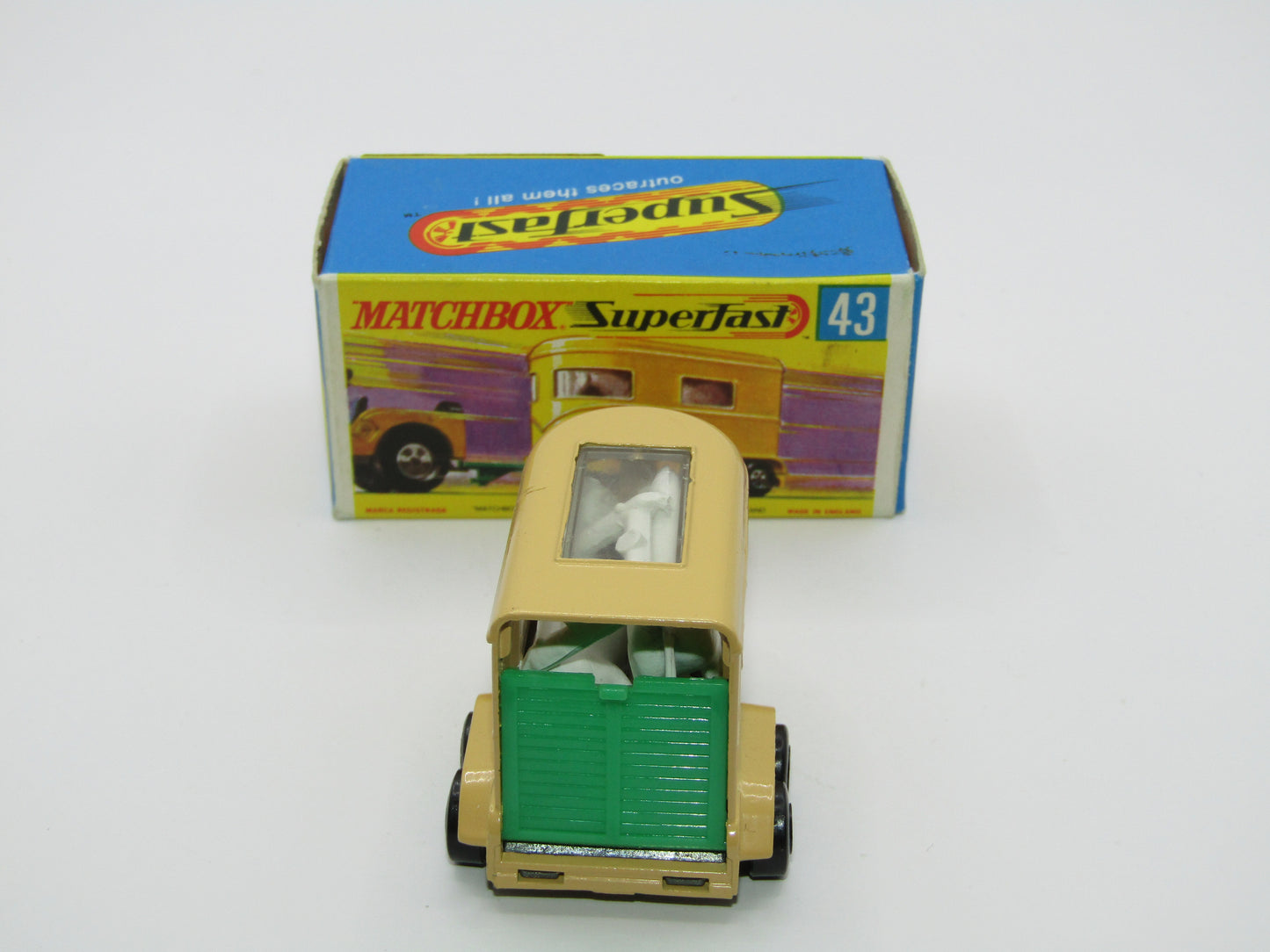 Matchbox Superfast 43A Pony Trailer Dot Dash Wheels Unpainted Base Green Door