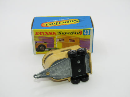 Matchbox Superfast 43A Pony Trailer Dot Dash Wheels Unpainted Base Green Door